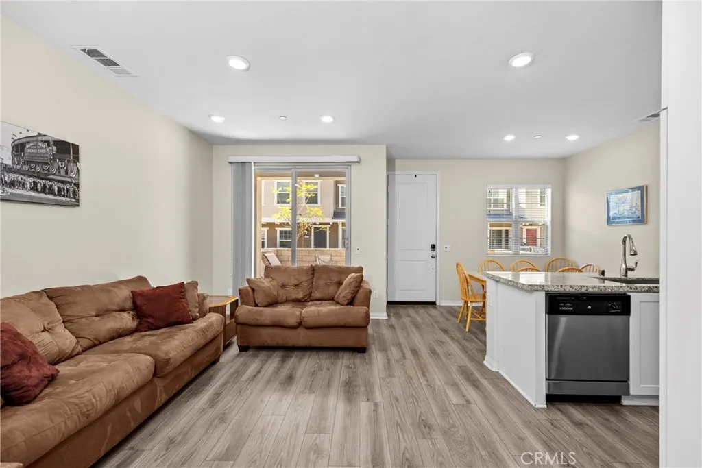 Additional image 37 of 22886 Concord Dr, Saugus, CA 91350