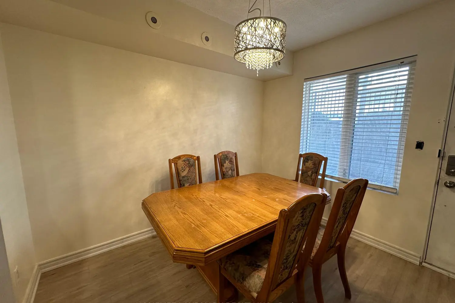 Additional image 4 of 3043 Finch Avenue 1014