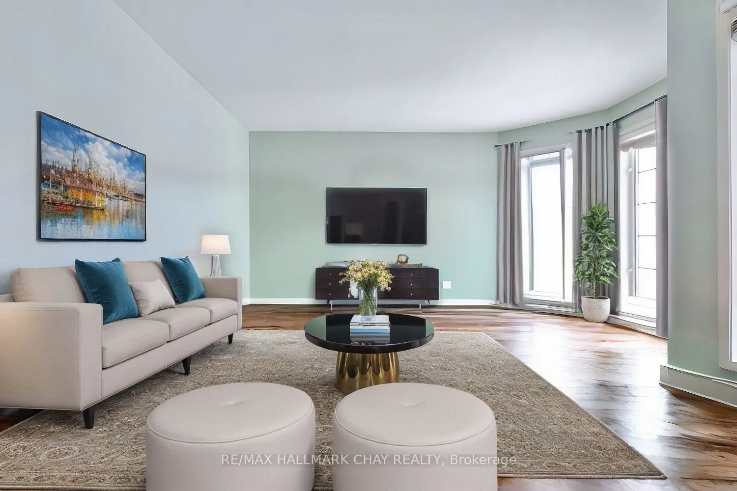 Additional image 9 of 37 Loon Avenue