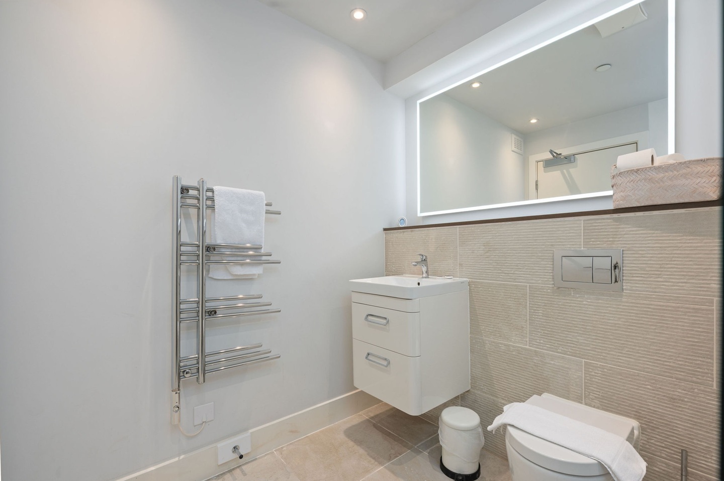 Additional image 14 of Studio Flat, Saint Vincent Place, EH3, N1 7GU