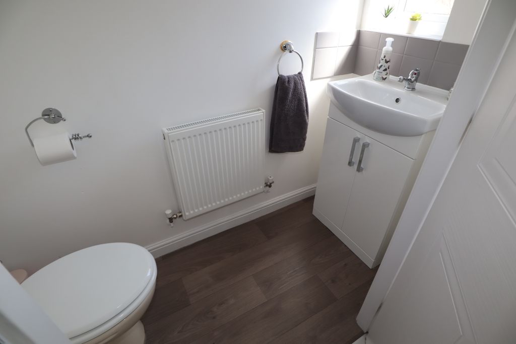 Additional image 3 of 3 bed semi-detached house to rentWatling Close, Lincoln LN4