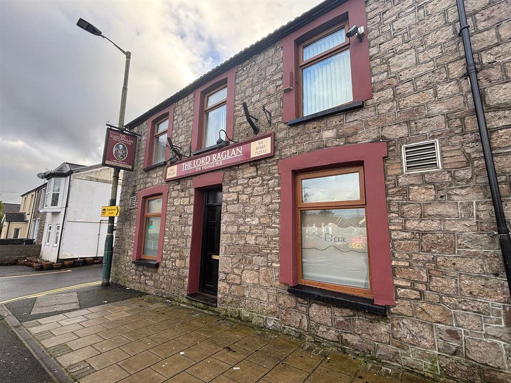 Additional image 2 of 3 bed property to rentHigh Street, Cefn Coed, Merthyr Tydfil CF48