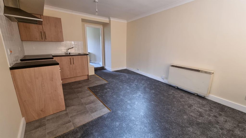 Additional image 10 of 1 bed flat to rentDew Street, Haverfordwest SA61