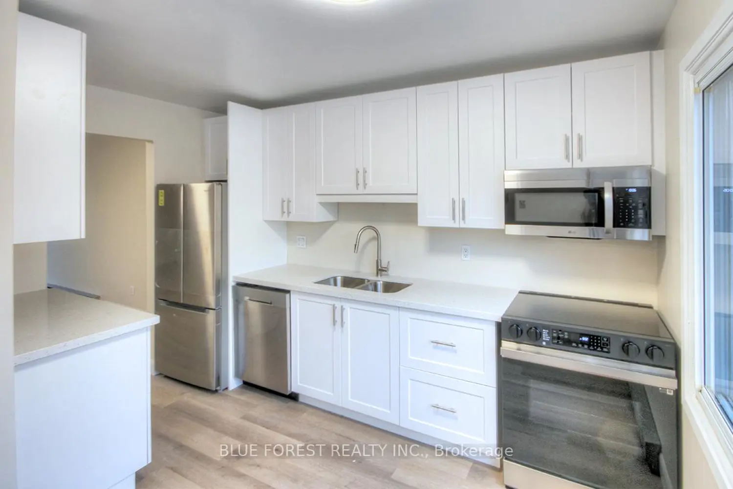 Additional image 6 of 690 Little Grey Street 100