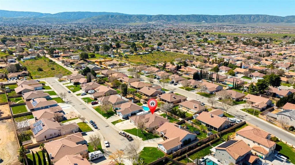 Additional image 45 of 43353 Honeybee Ln, Lancaster, CA 93536