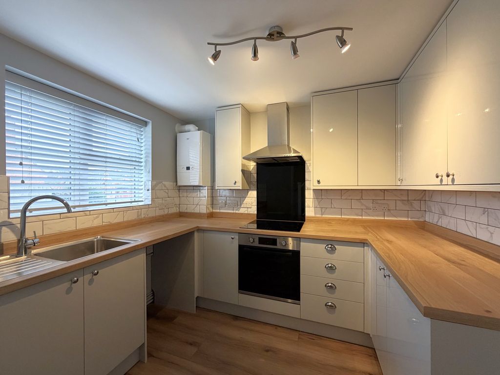 Additional image 2 of 2 bed end terrace house to rentDaubeney Avenue, Saxilby LN1