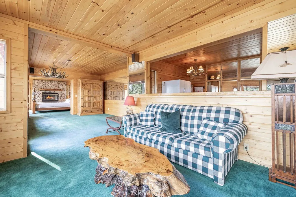 Additional image 19 of 304 Big Bear, Fawnskin, CA 92333