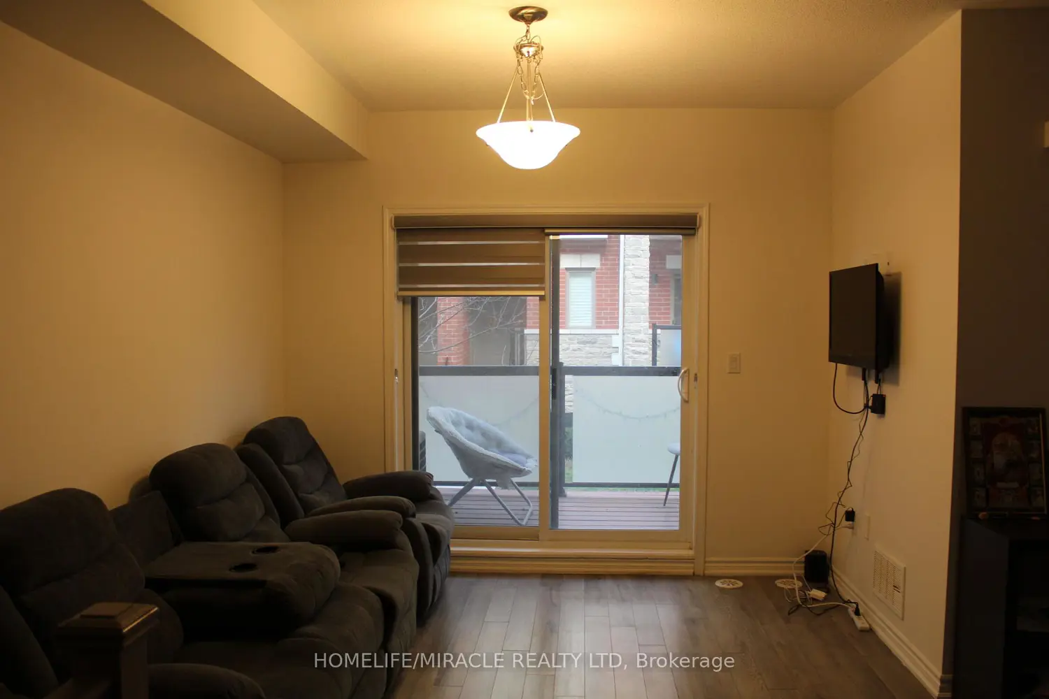 Additional image 6 of 240 Lagerfeld Drive 5