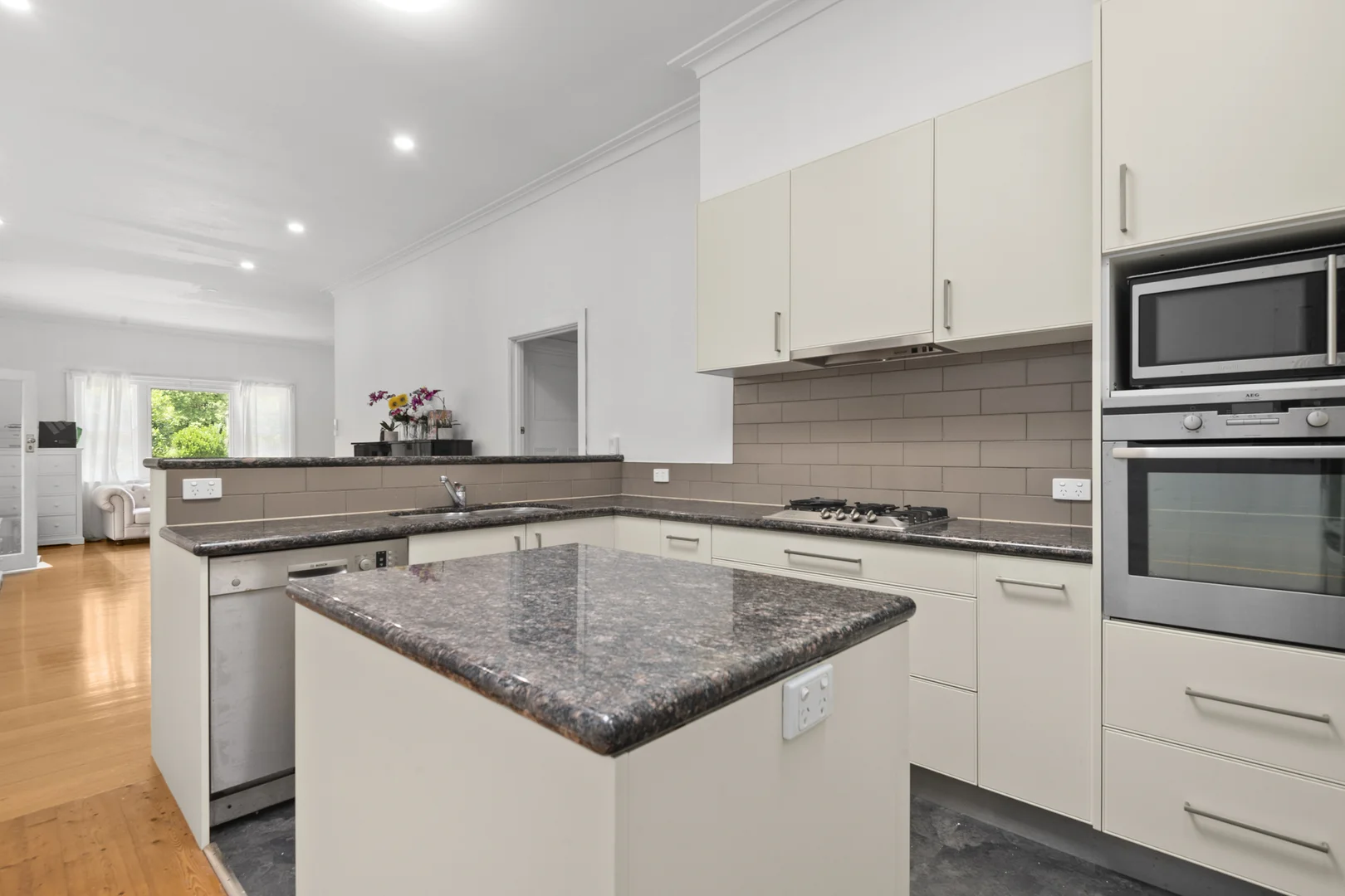Additional image 5 of 7 Elliott Avenue, Balwyn VIC 3103