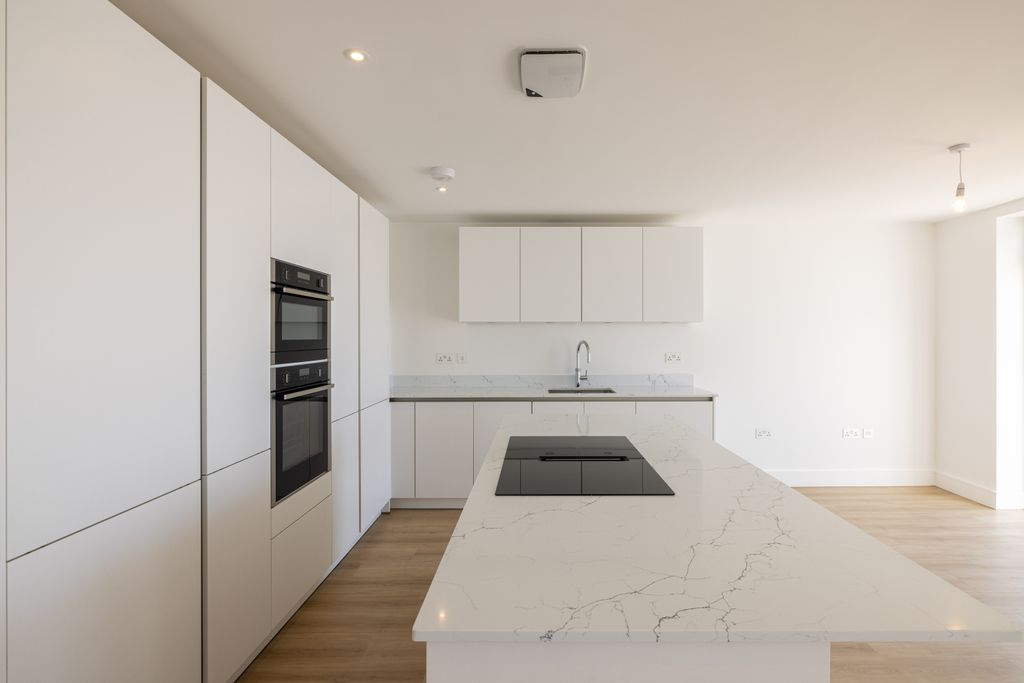Additional image 11 of 3 bed flat to rentLa Route De La Haule, St. Lawrence, Jersey JE3