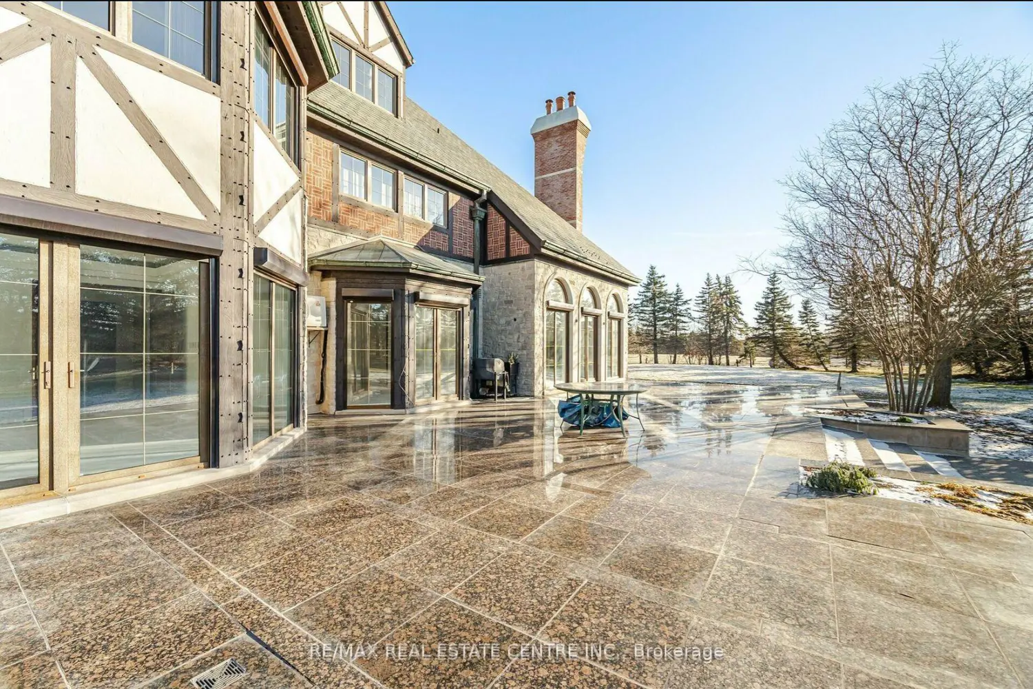 Additional image 5 of 2 Edgeforest Drive