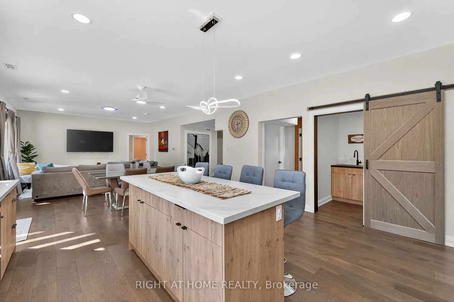 Additional image 5 of 6067 Concession Road B&C