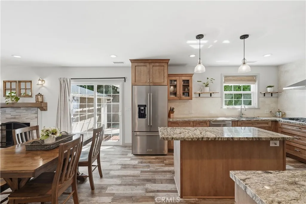 Additional image 70 of 5640 E Parkcrest St, Long Beach, CA 90808