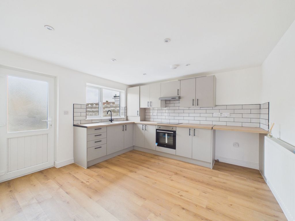 Additional image 2 of 2 bed terraced house to rentPant Yr Heol, Neath SA11