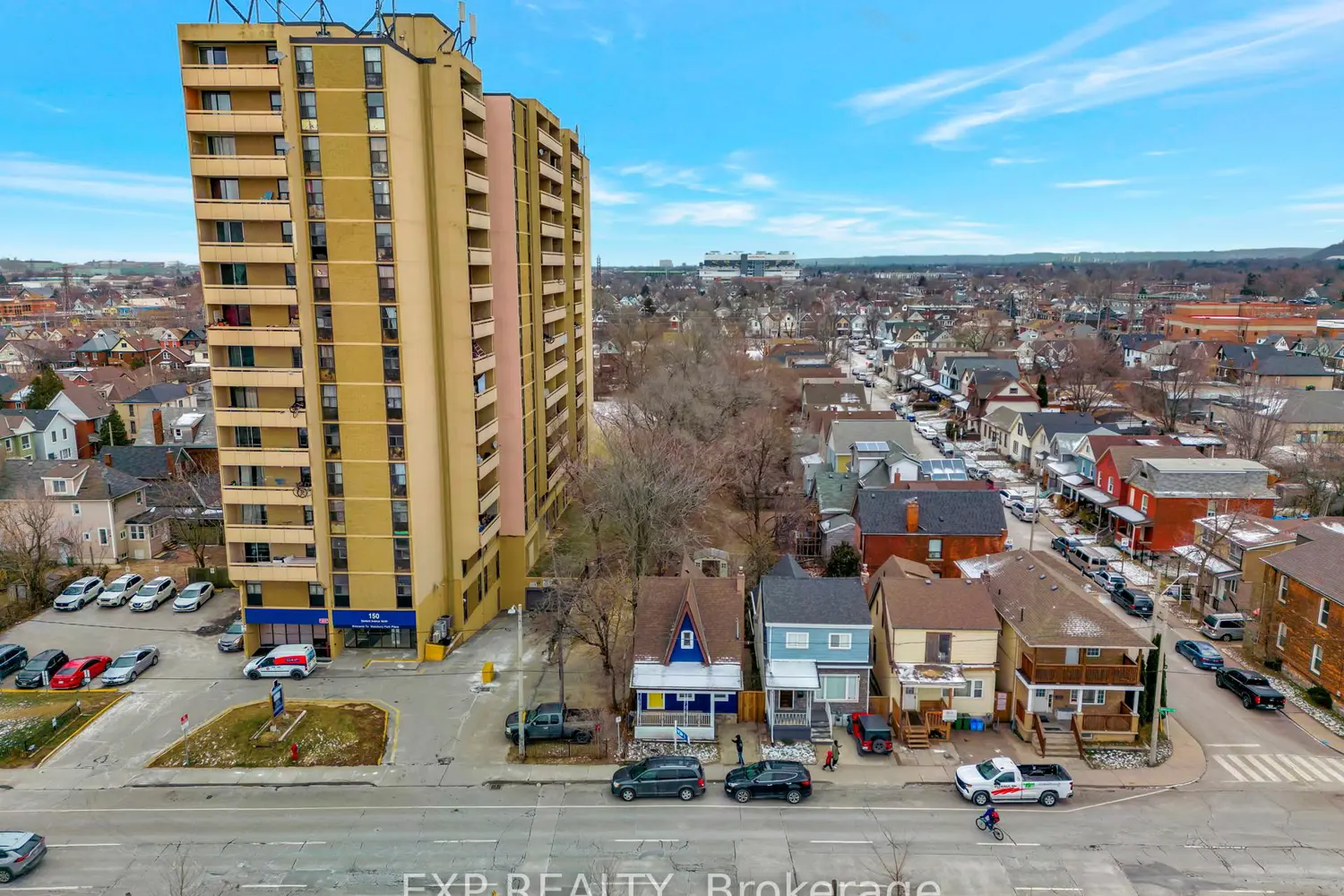 Additional image 18 of 142 Sanford Avenue