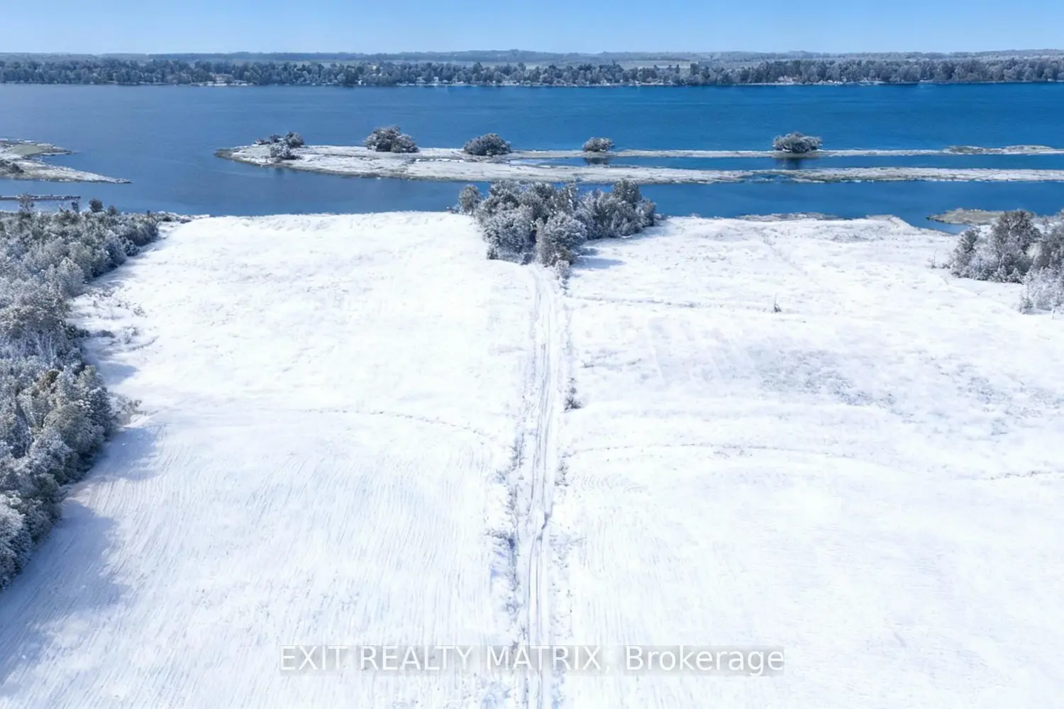 3521 Old Montreal Road photo 4