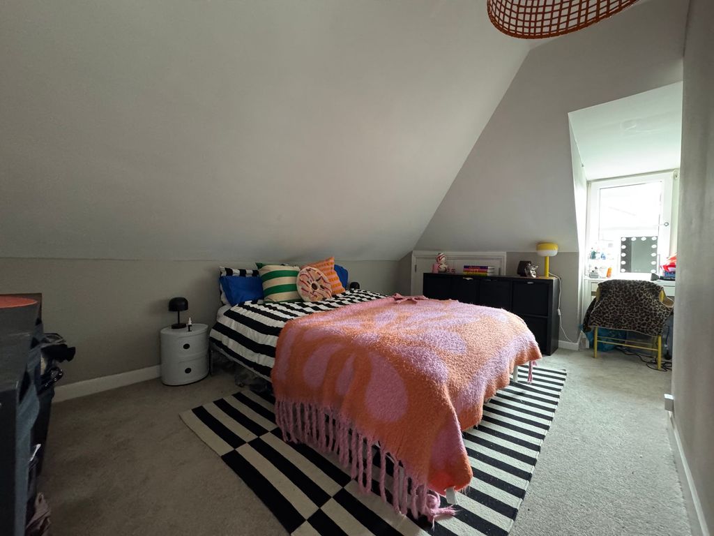 Additional image 8 of 3 bed flat to rent19 St Marks Road, St Helier JE2