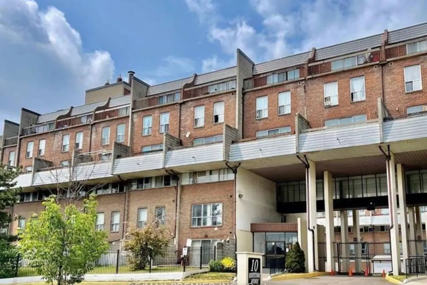 10 Eddystone Avenue 234