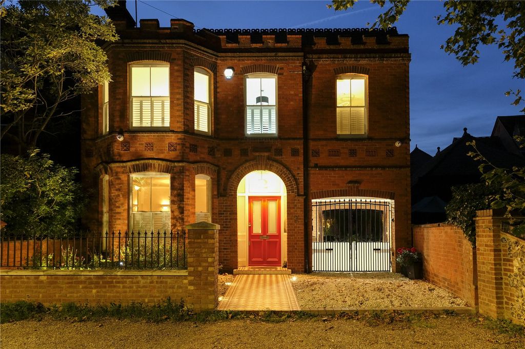 Additional image 23 of 4 bed detached house to rentNorman Avenue, Henley-On-Thames, Oxfordshire RG9