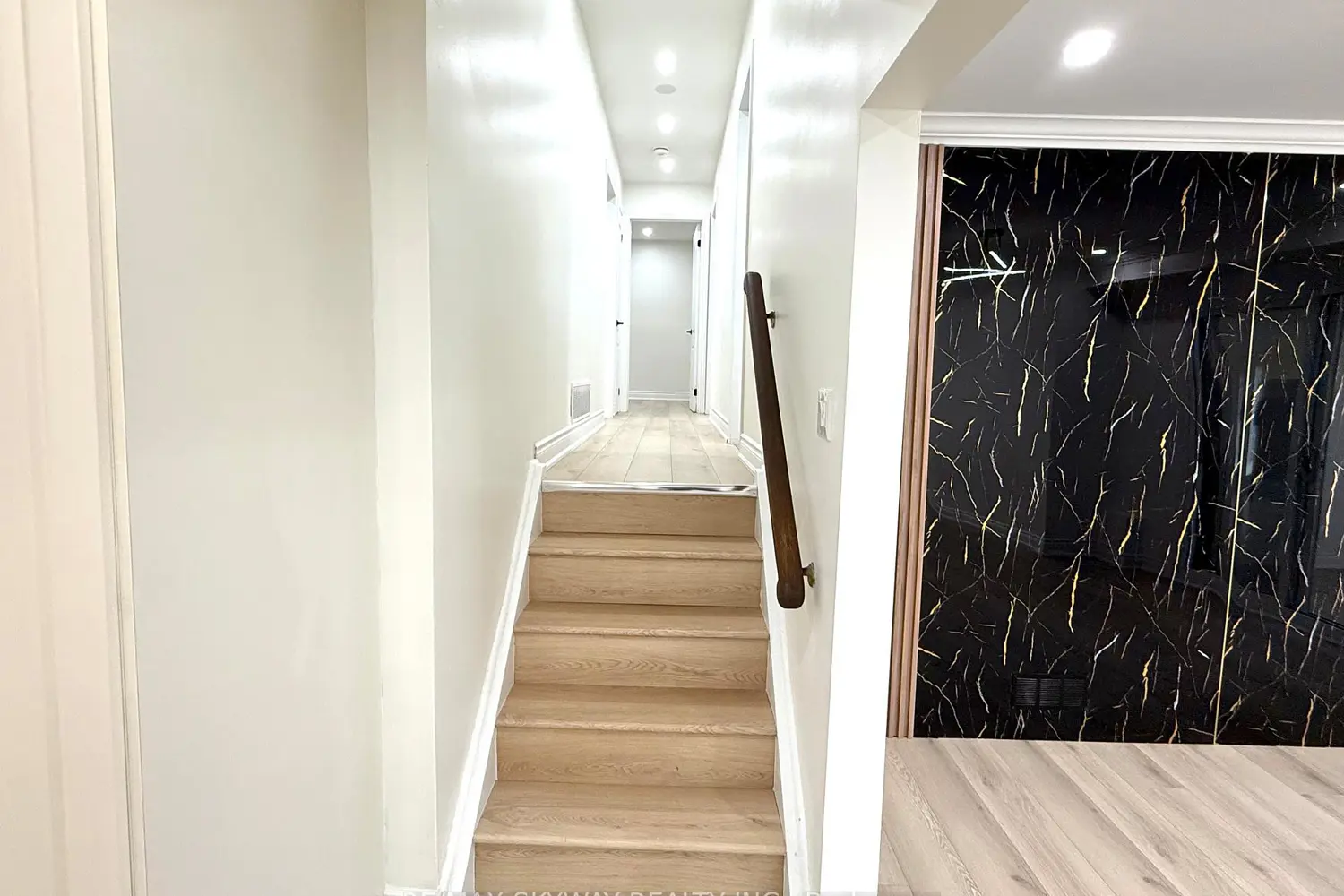 Additional image 11 of 7461 Netherwood Road