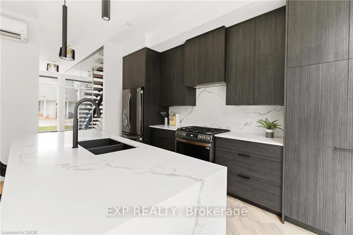 Additional image 5 of 26 Huron Street