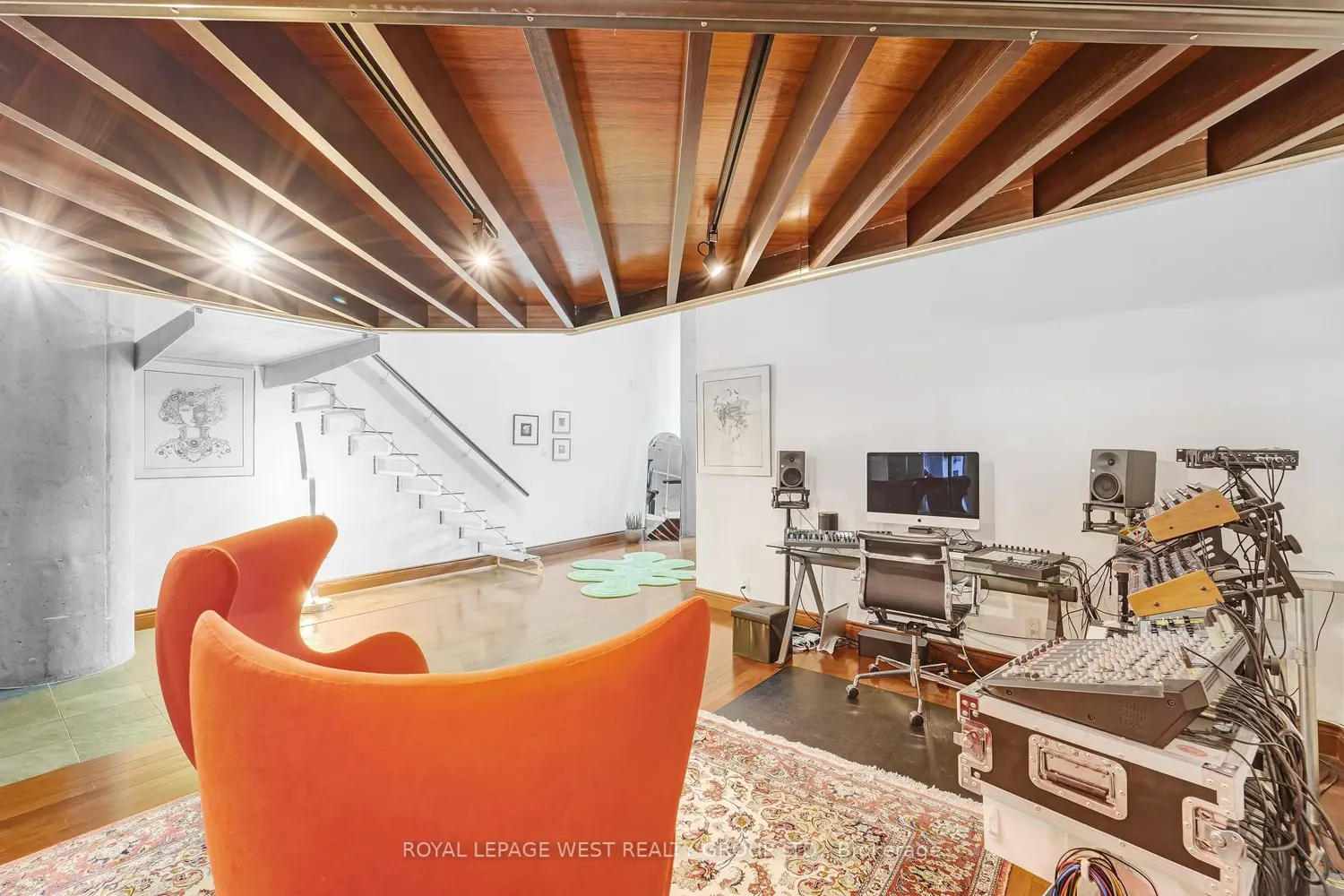 Additional image 14 of 90 Sumach Street #416