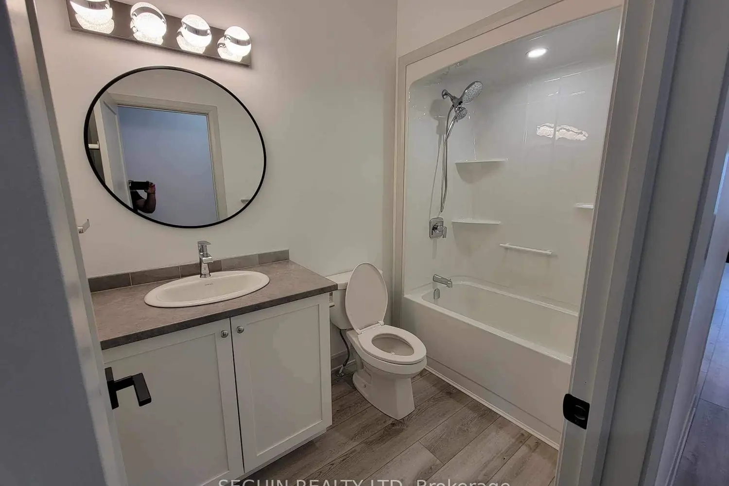 Additional image 14 of 808-810 Powers Street