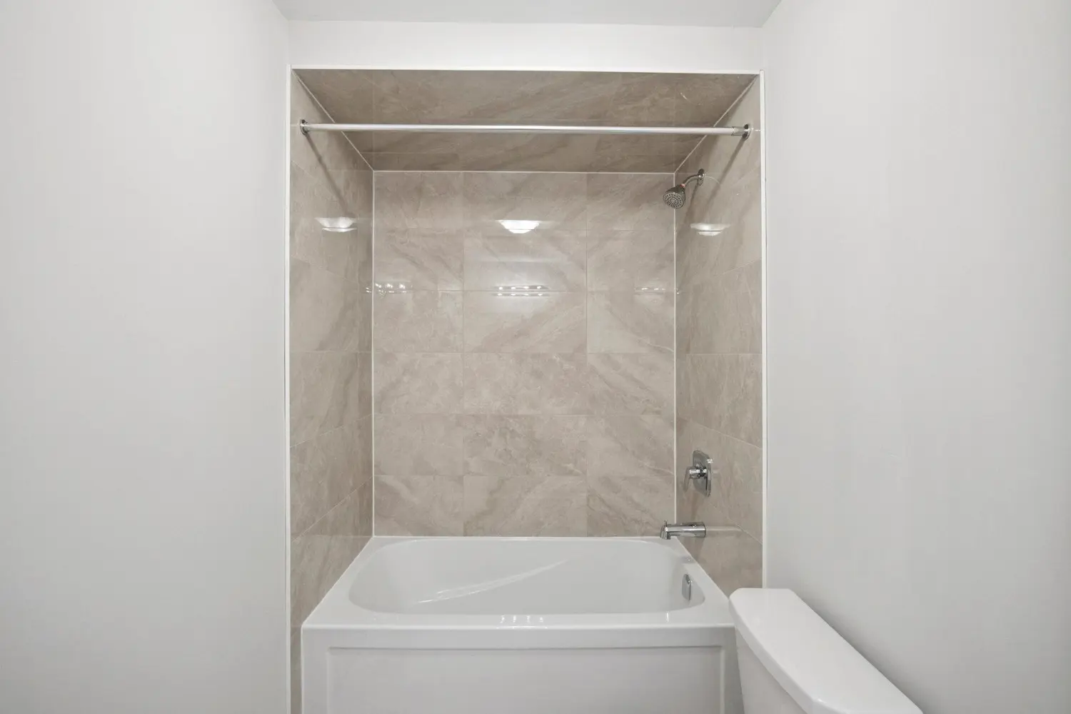 Additional image 20 of 13 Hildred Cushing Way