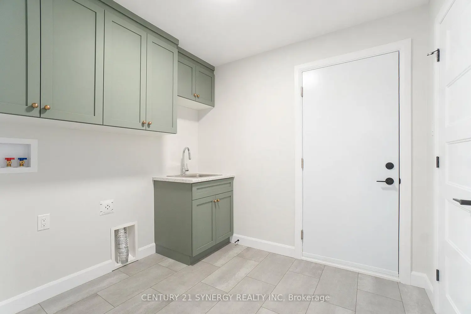 Additional image 17 of 64 Helen Street