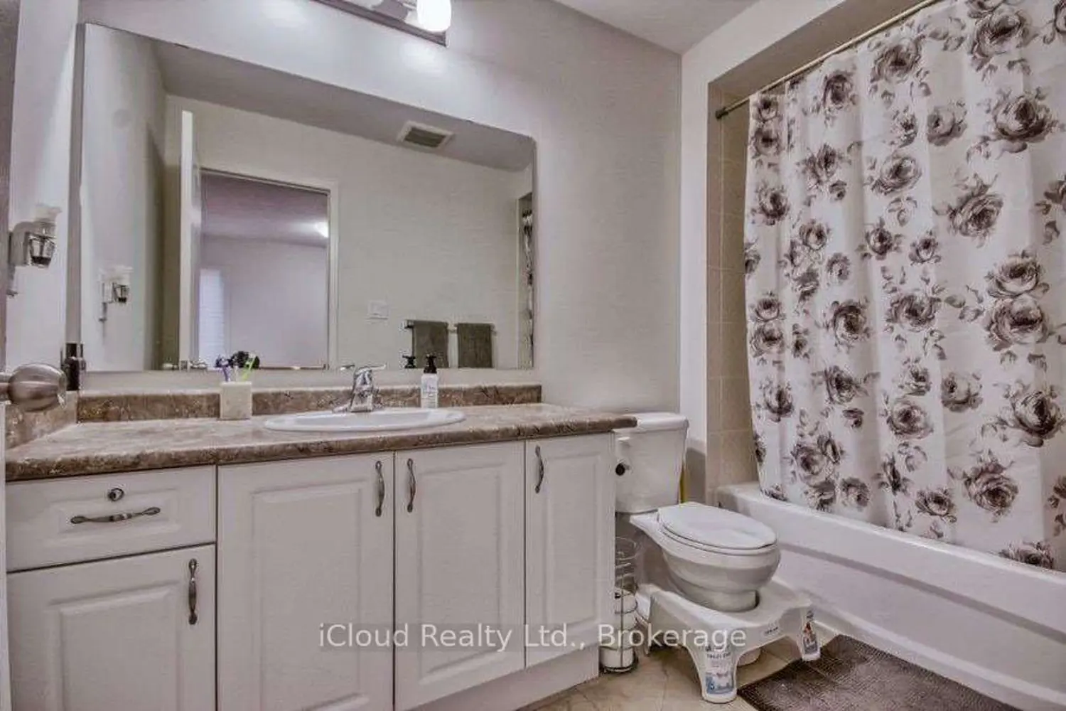 Additional image 13 of 2476 Bromus Path