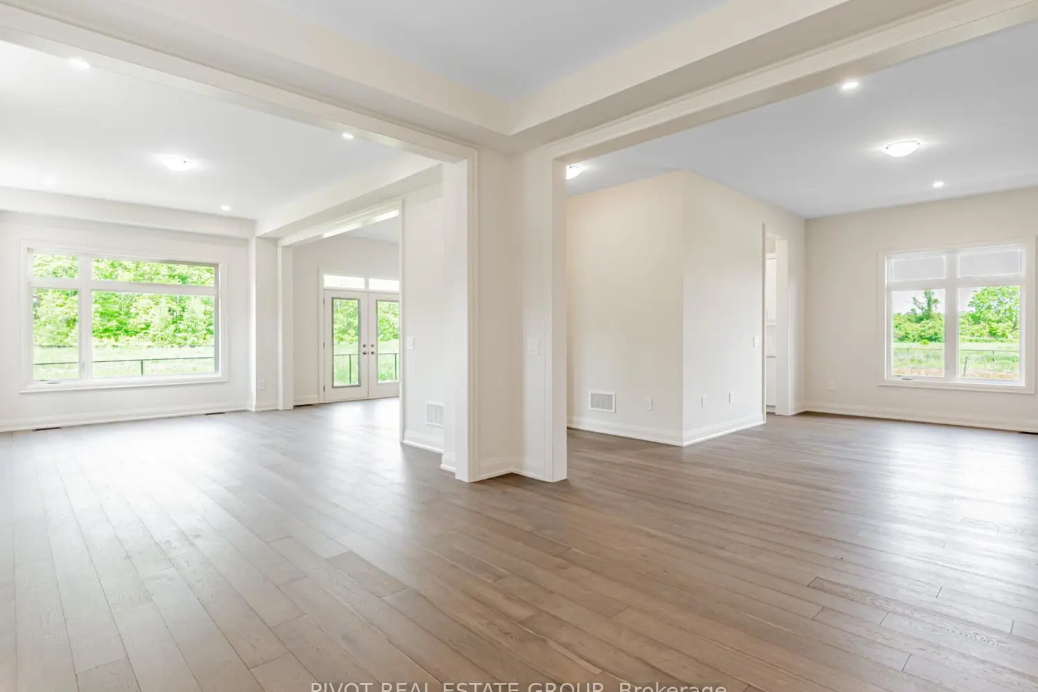 34 Montorio Drive photo 5