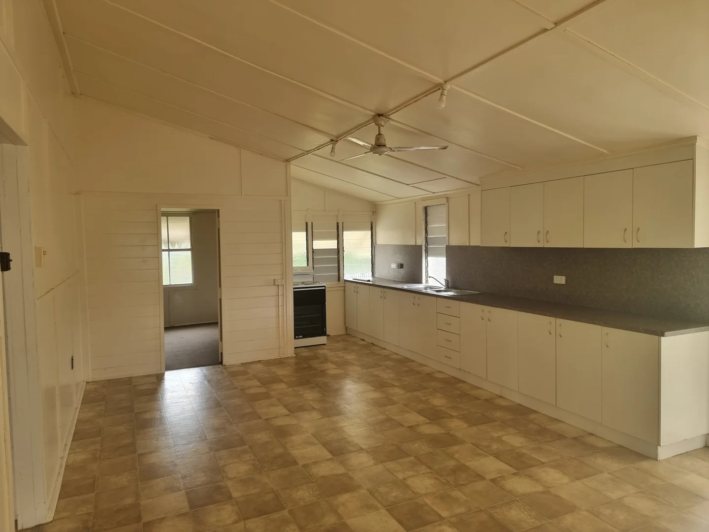 Additional image 8 of 99 Herbert Street, Bowen QLD 4805