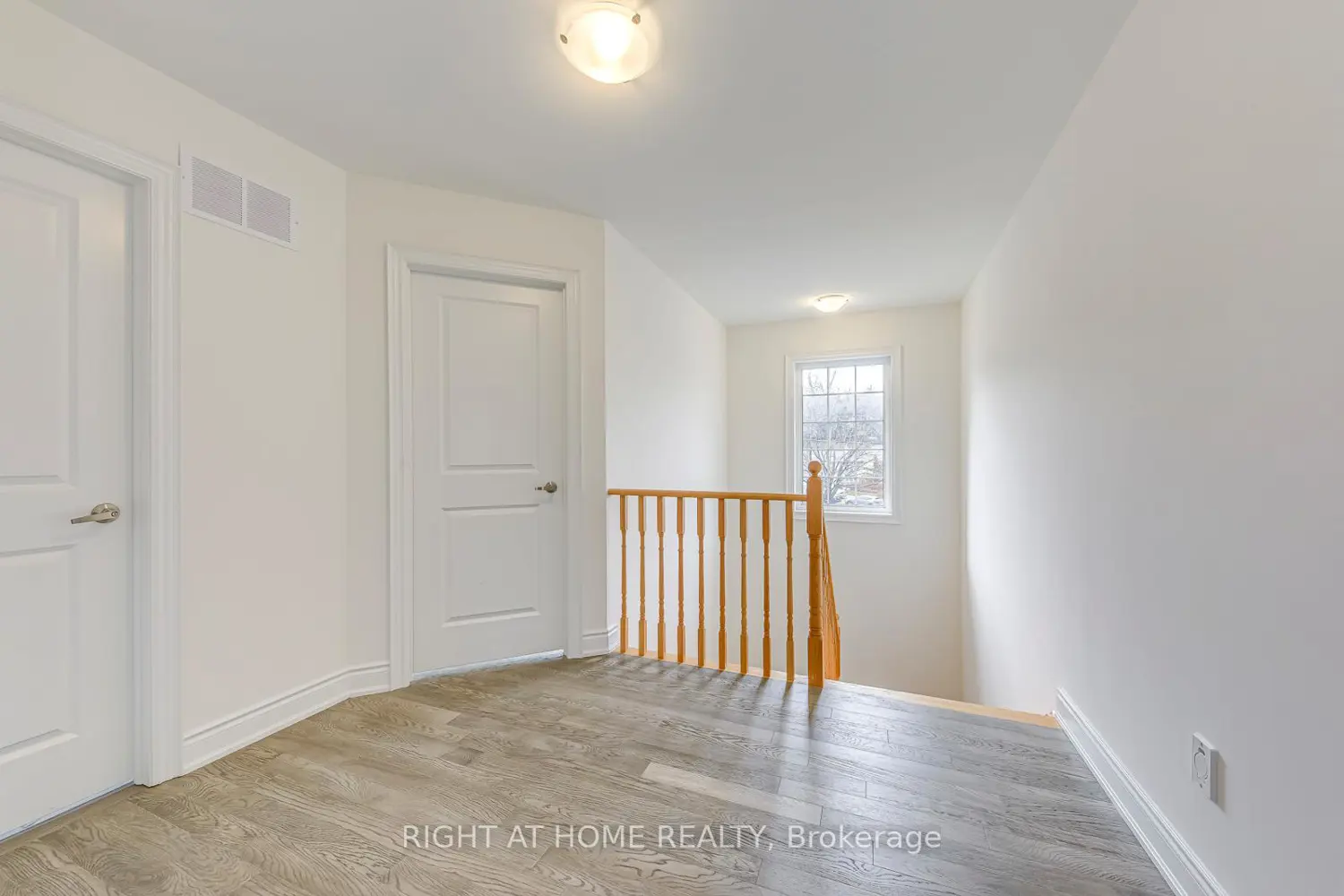 Additional image 9 of 2579 Islington Avenue