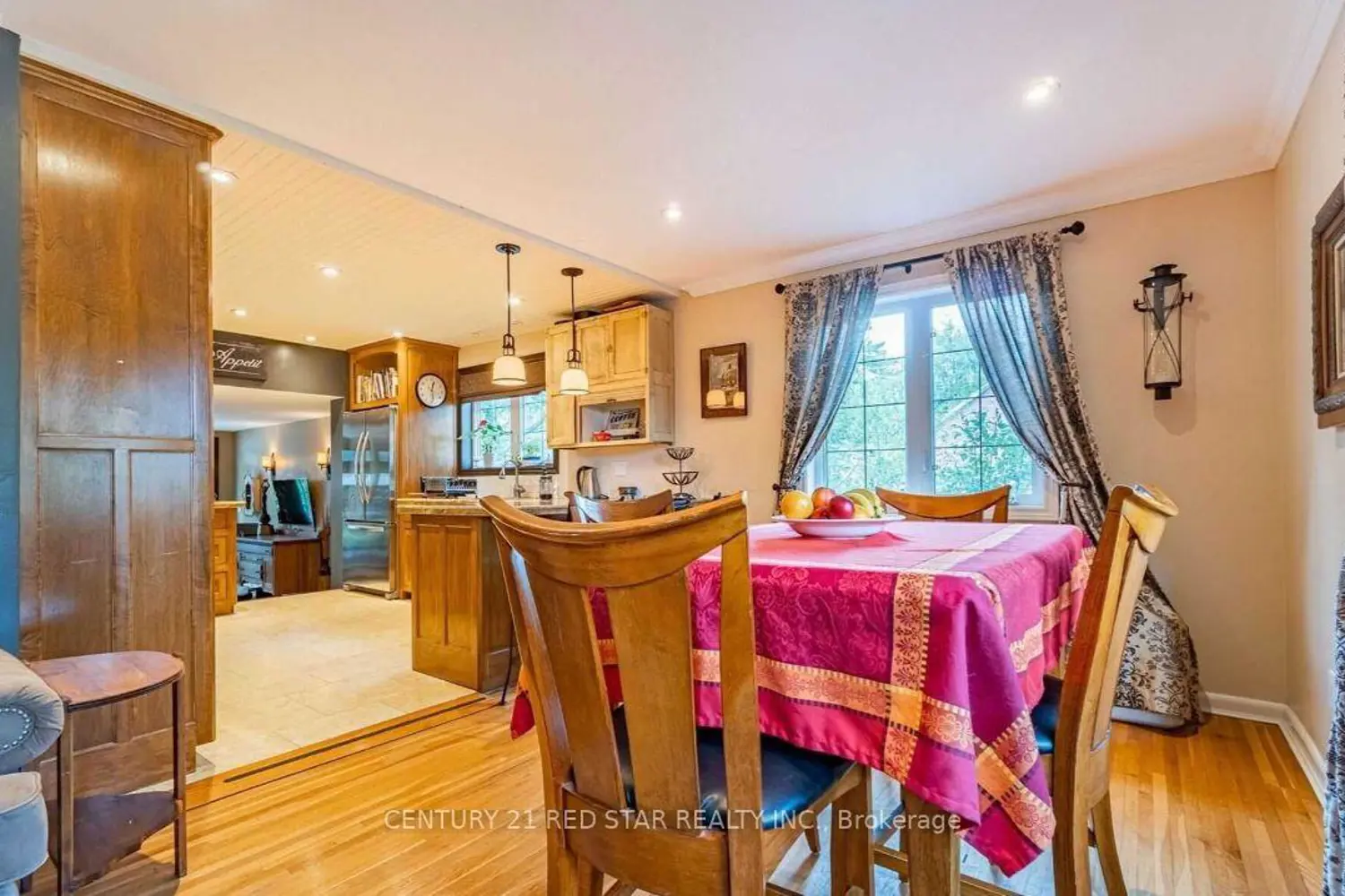 Additional image 9 of 550 Fourth Line