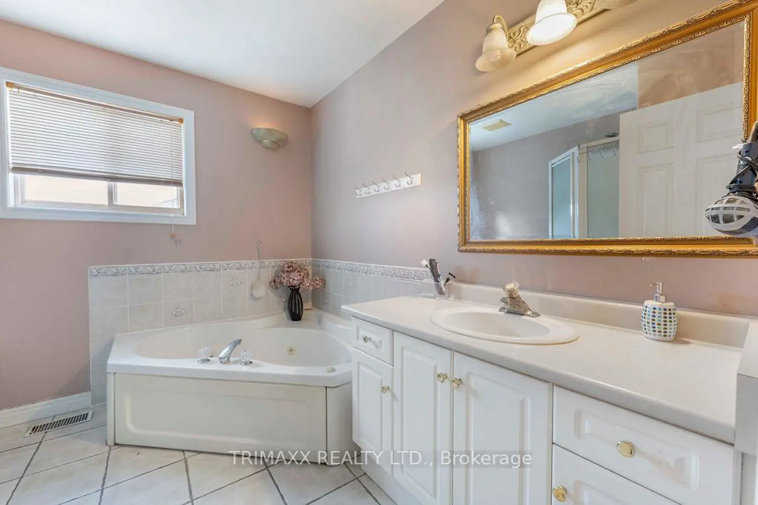 Additional image 16 of 141 Starwood Dr