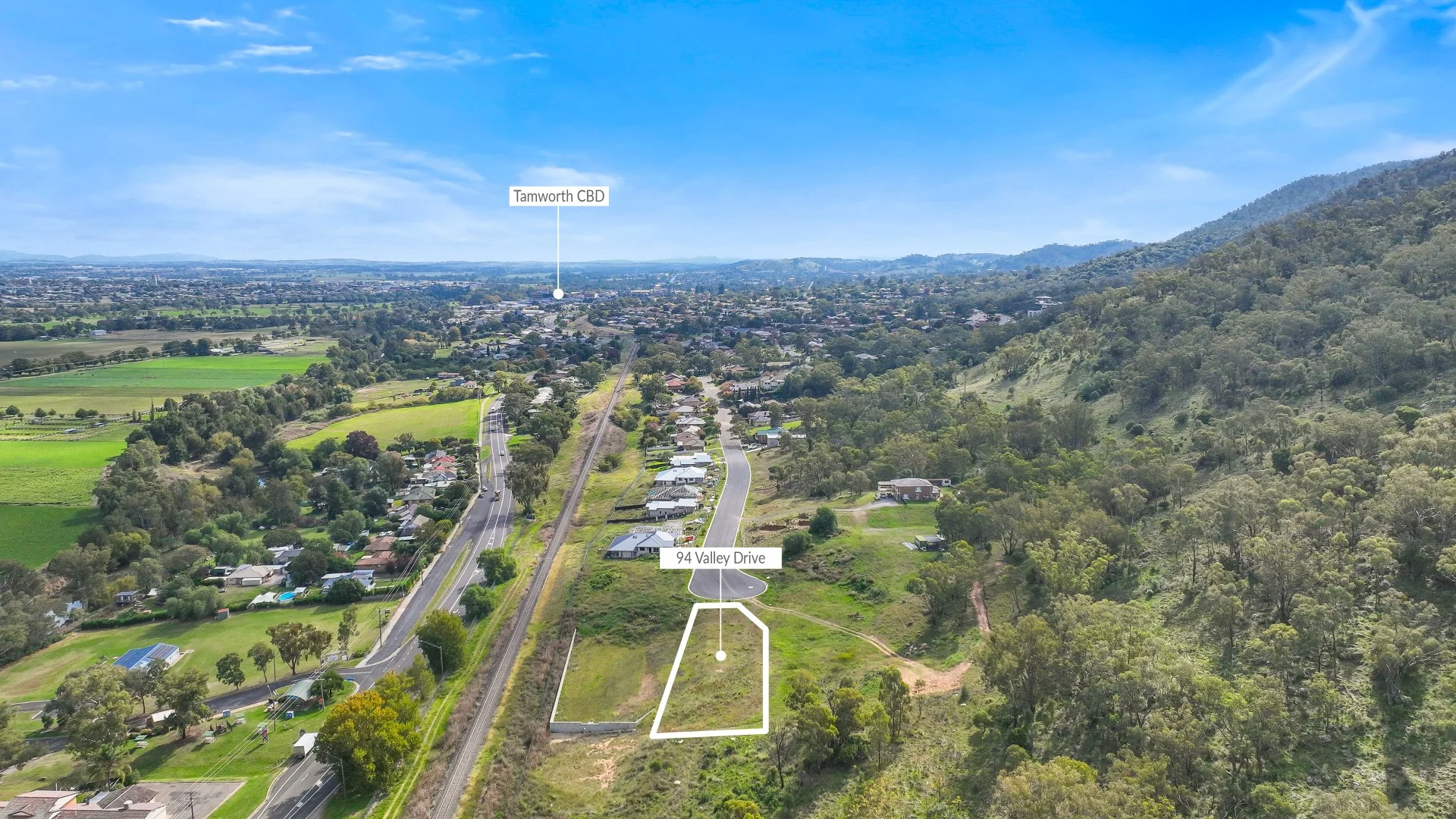 94 Valley Drive, Tamworth NSW 2340