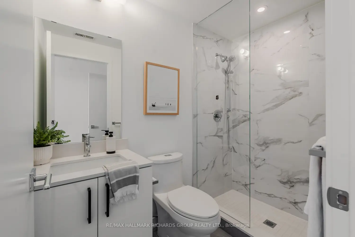 Additional image 11 of 35 Birchcliff Avenue 35