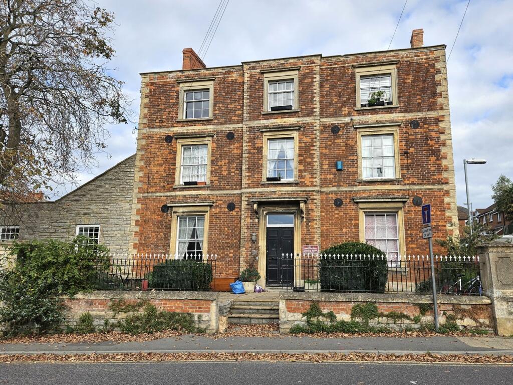 Northload Street, Glastonbury, BA6