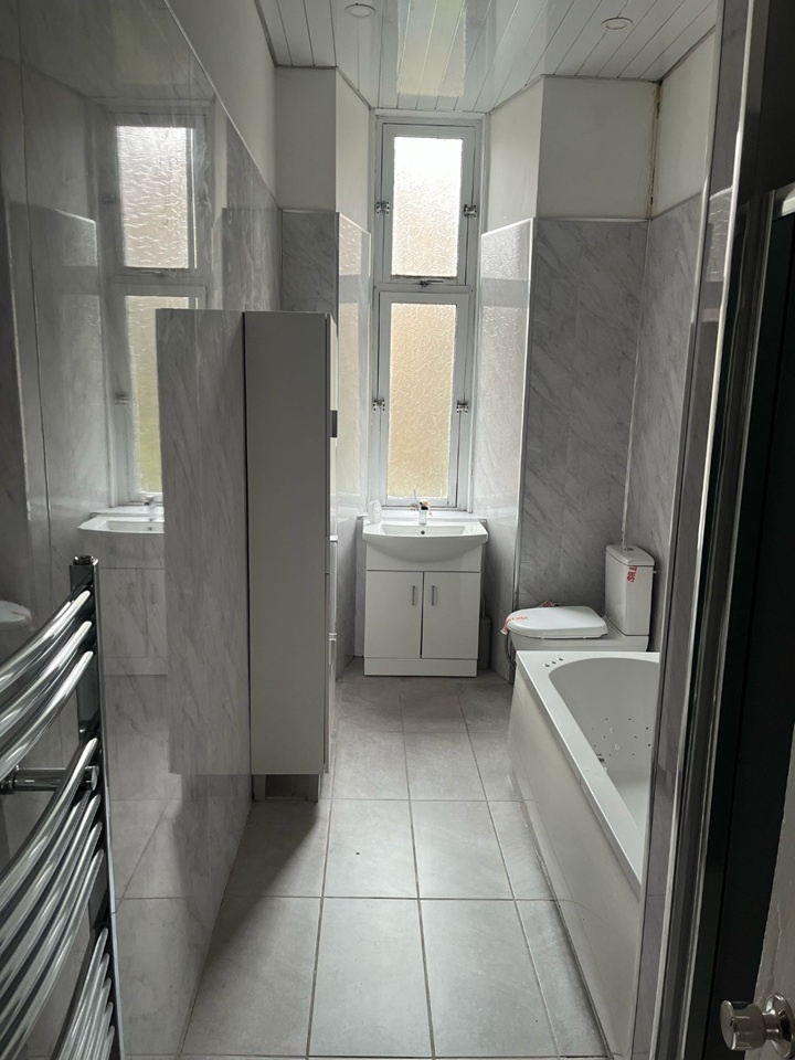 Additional image 5 of 5 Bed Flat, Carrington Street, G4, N1 7GU