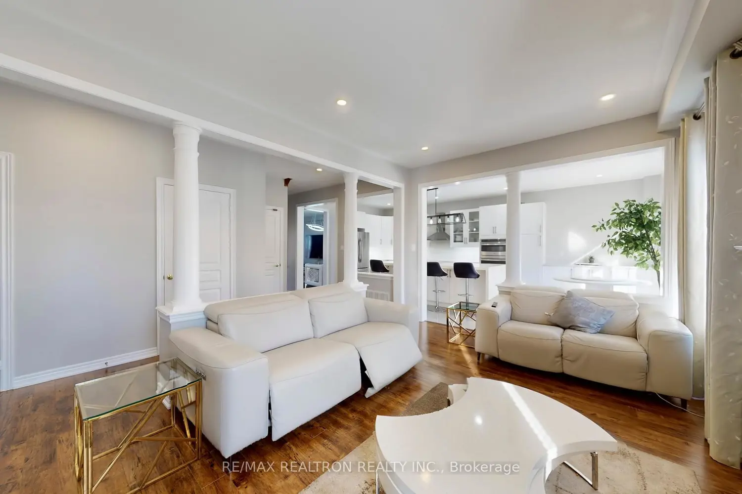 Additional image 4 of 145 Stonechurch Crescent