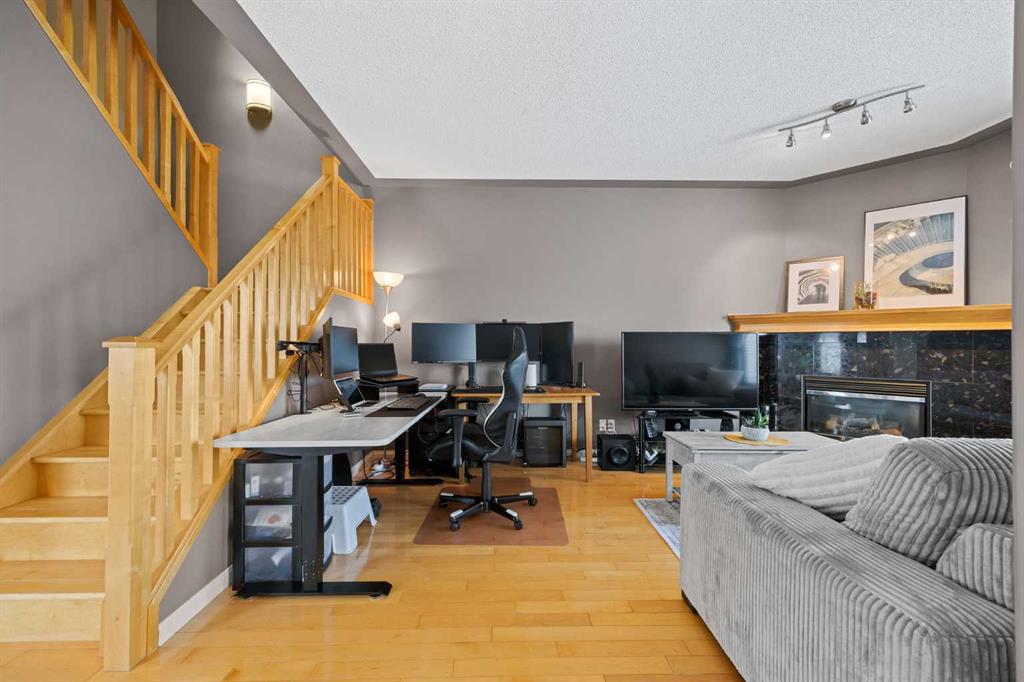 Additional image 3 of 175 Sierra Morena Landing SW, Calgary, AB, T3H 4K3