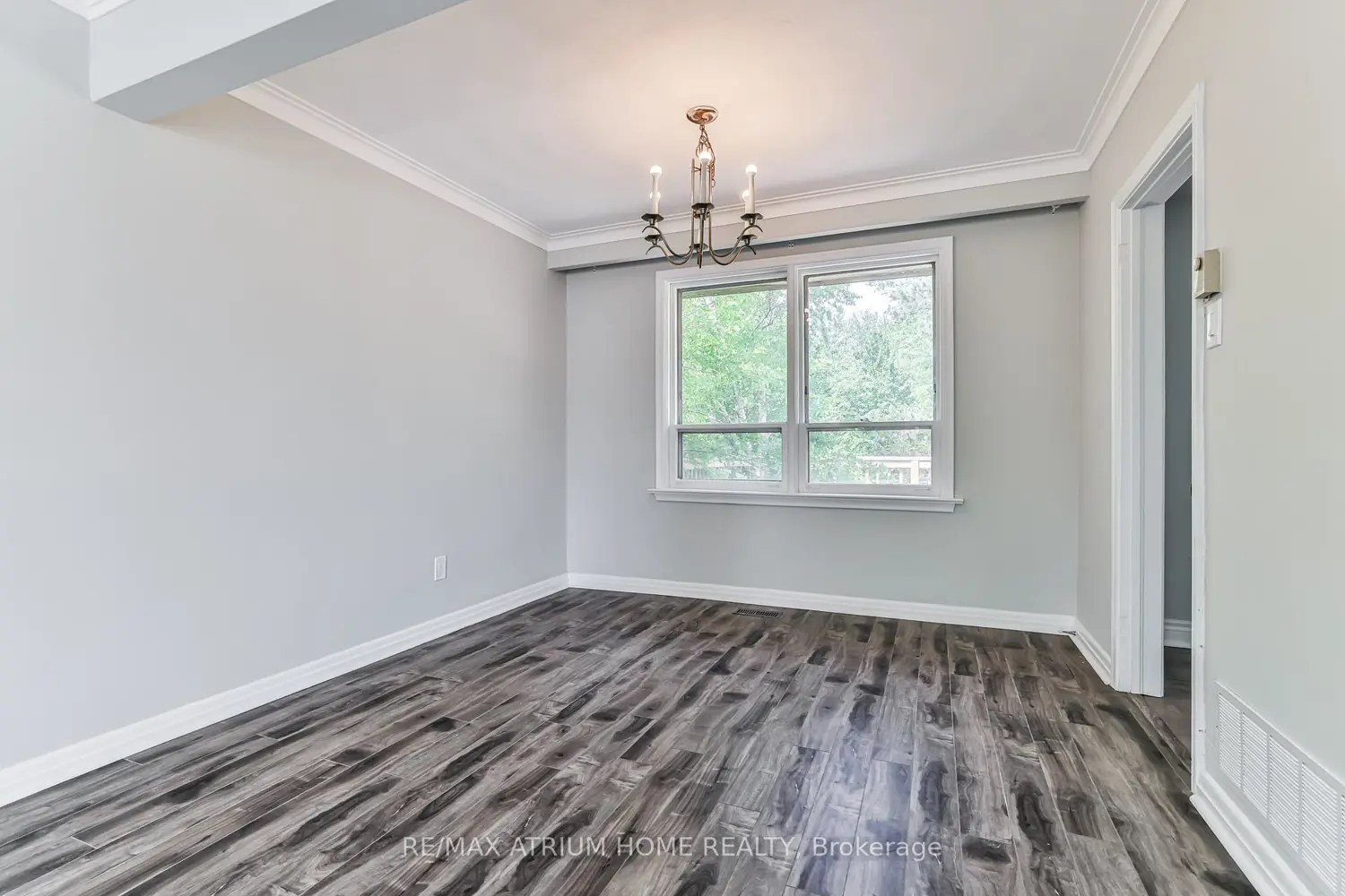 Additional image 10 of 104 Maxome Avenue