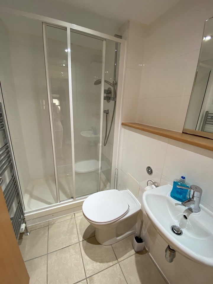 Additional image 2 of Room in a Shared Flat, Kent Road, G3, N1 7GU