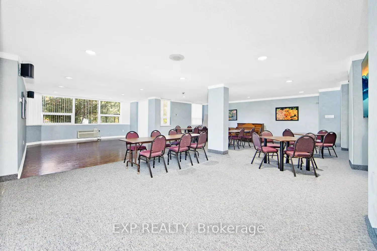 Additional image 17 of 121 Ling Road 1111