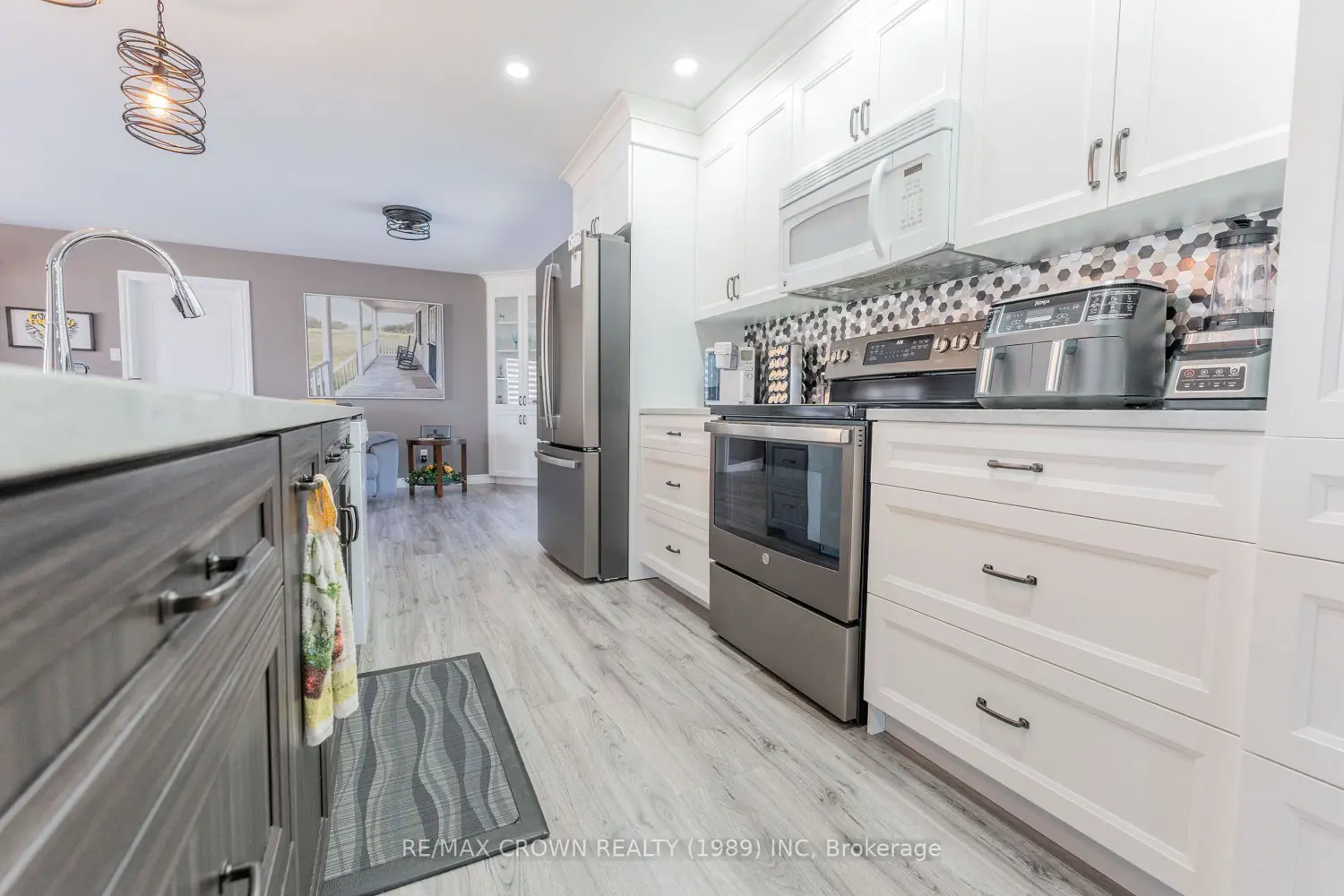 Additional image 3 of 85 Avenue Road