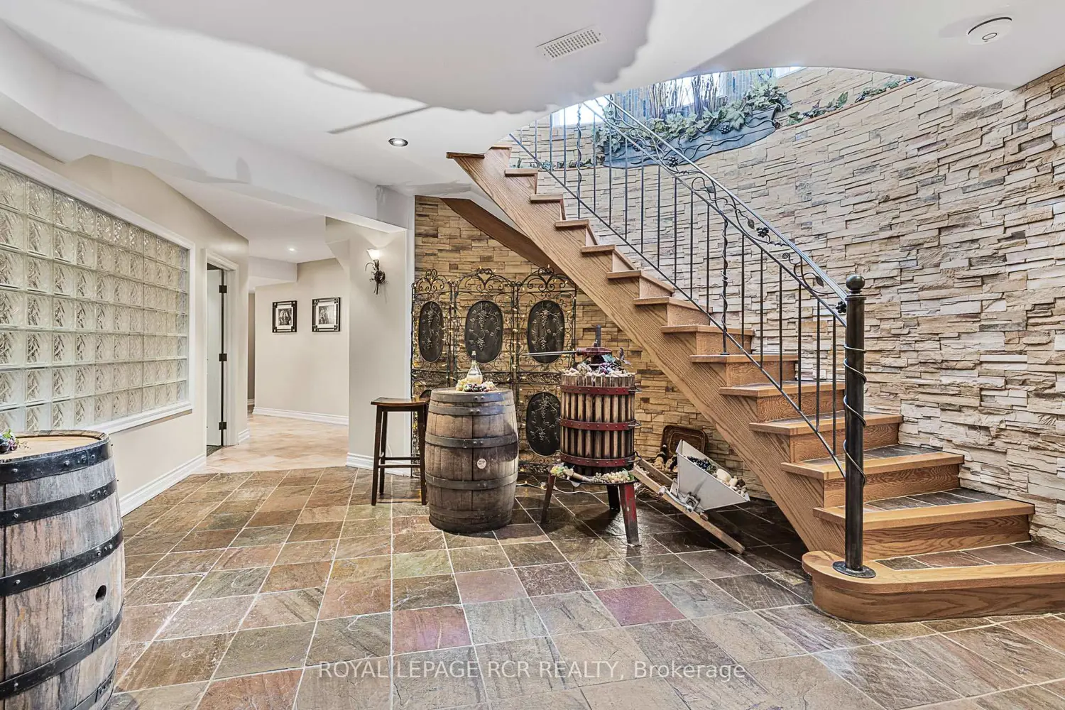 Additional image 9 of 7 Sugarbush Lane