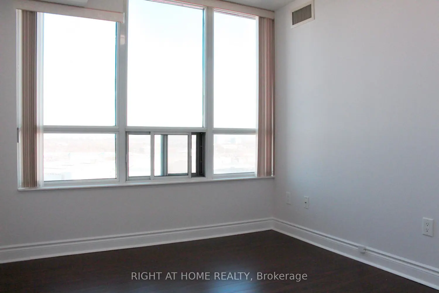 Additional image 12 of 50 Brian Harrison Way 1204