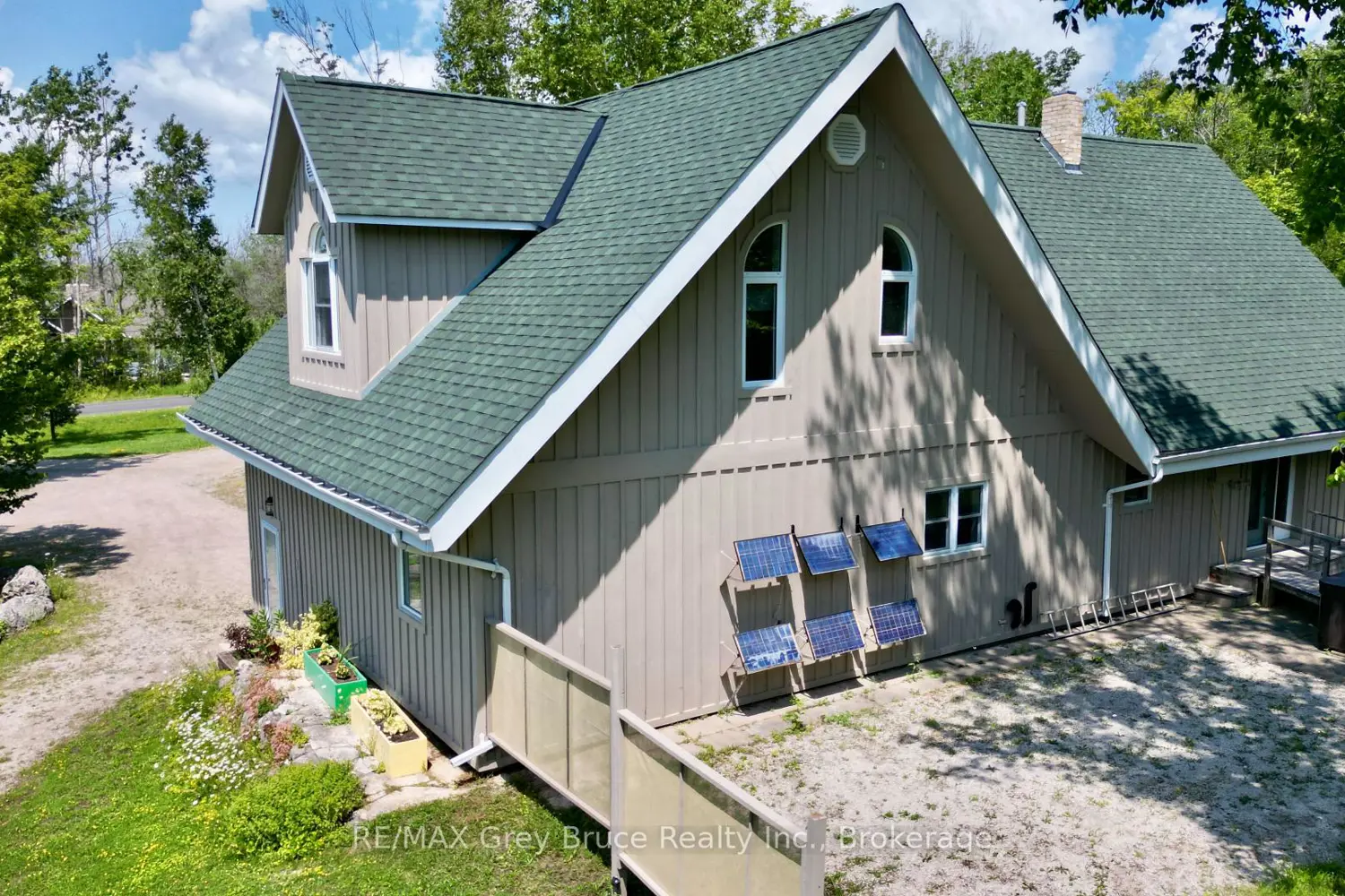 20 Maple Drive