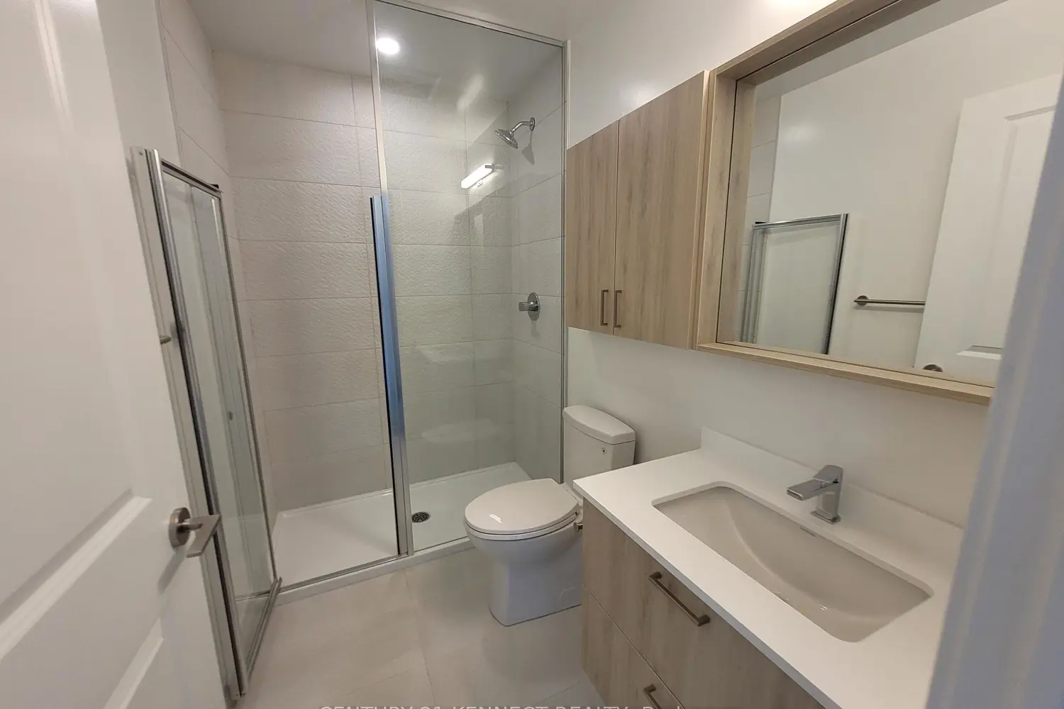 Additional image 5 of 50 Upper Mall Way B-432