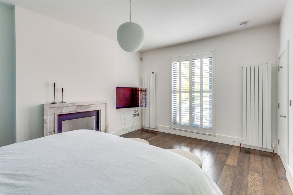 Additional image 11 of 4 bed detached house to rentNorman Avenue, Henley-On-Thames, Oxfordshire RG9
